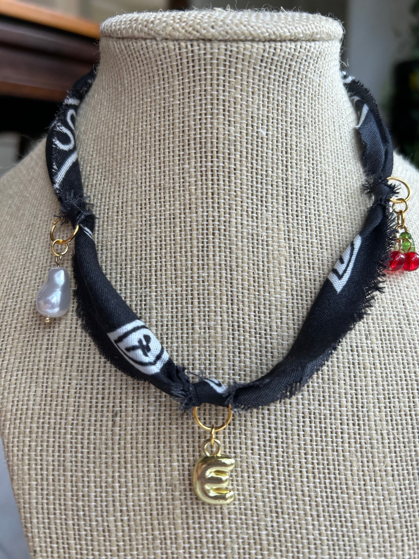 Bandana inicial necklace