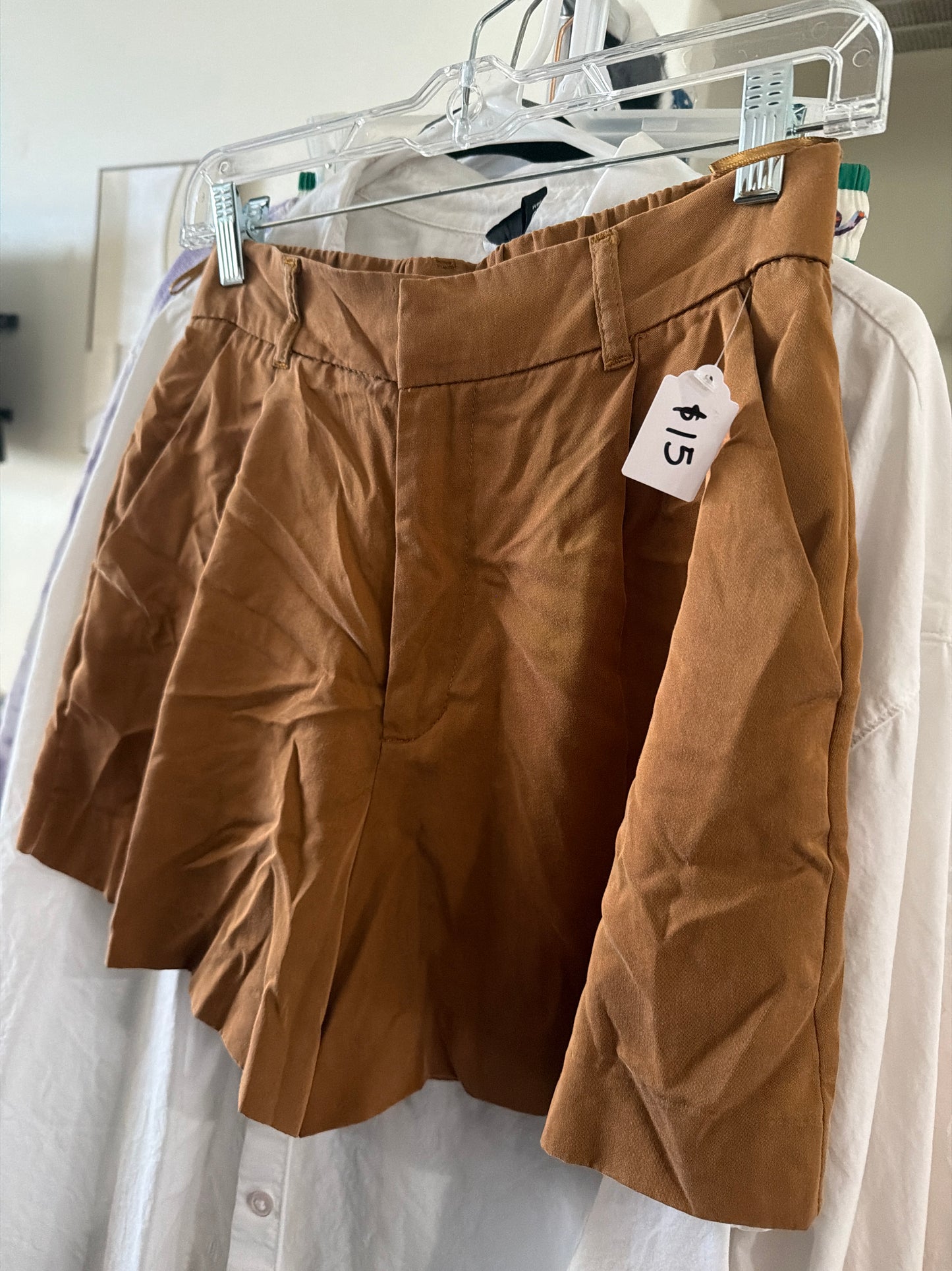 Zara Brown short