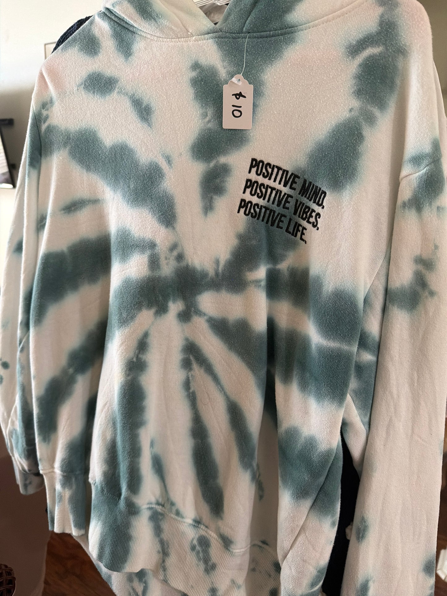 Tie dye positive