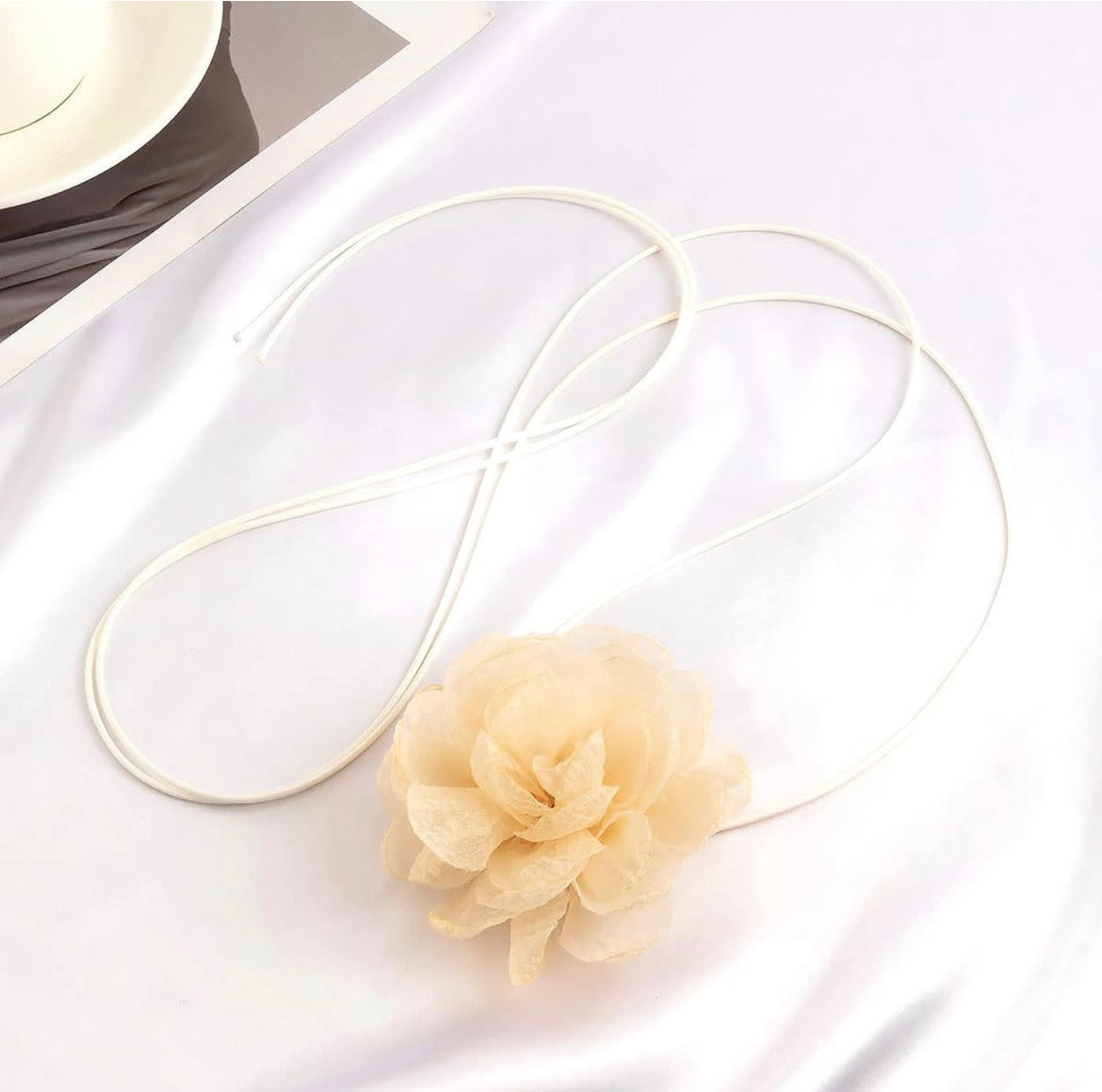 Flower Choker