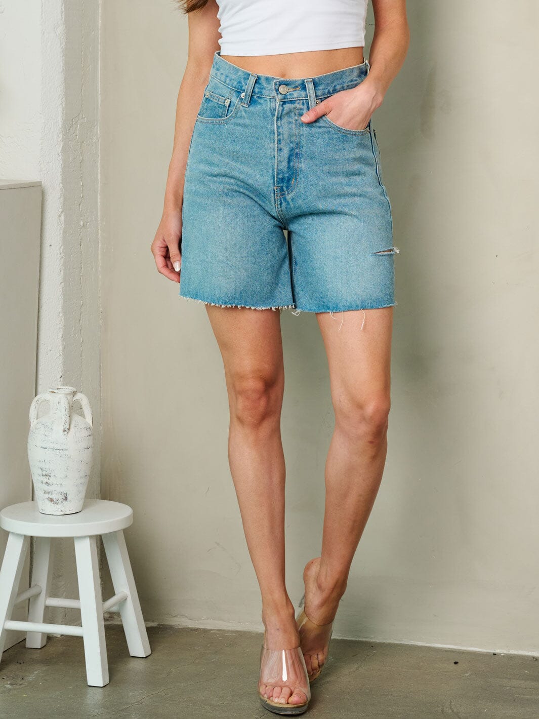 Higfhtwaist Side Distressed Denim shorts