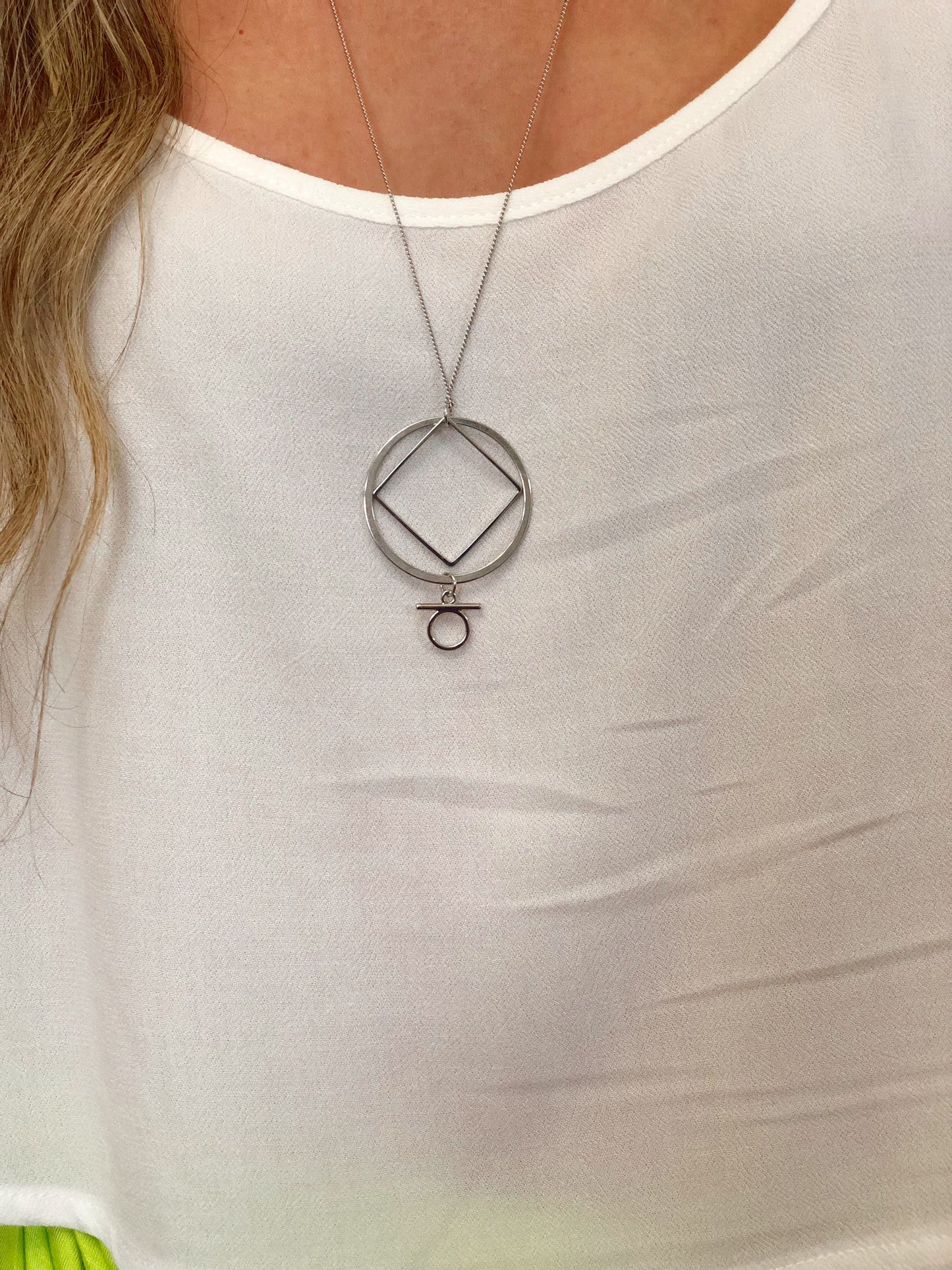 Silver Geometric Cut Out Pendant Necklace