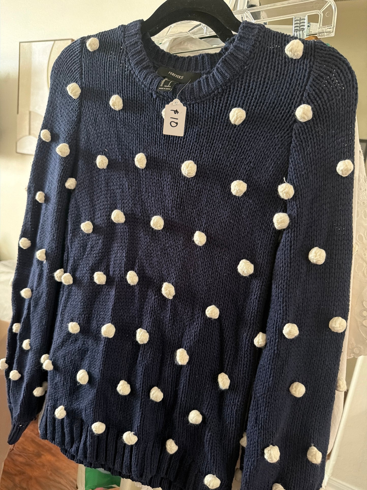 Pom pom sweater