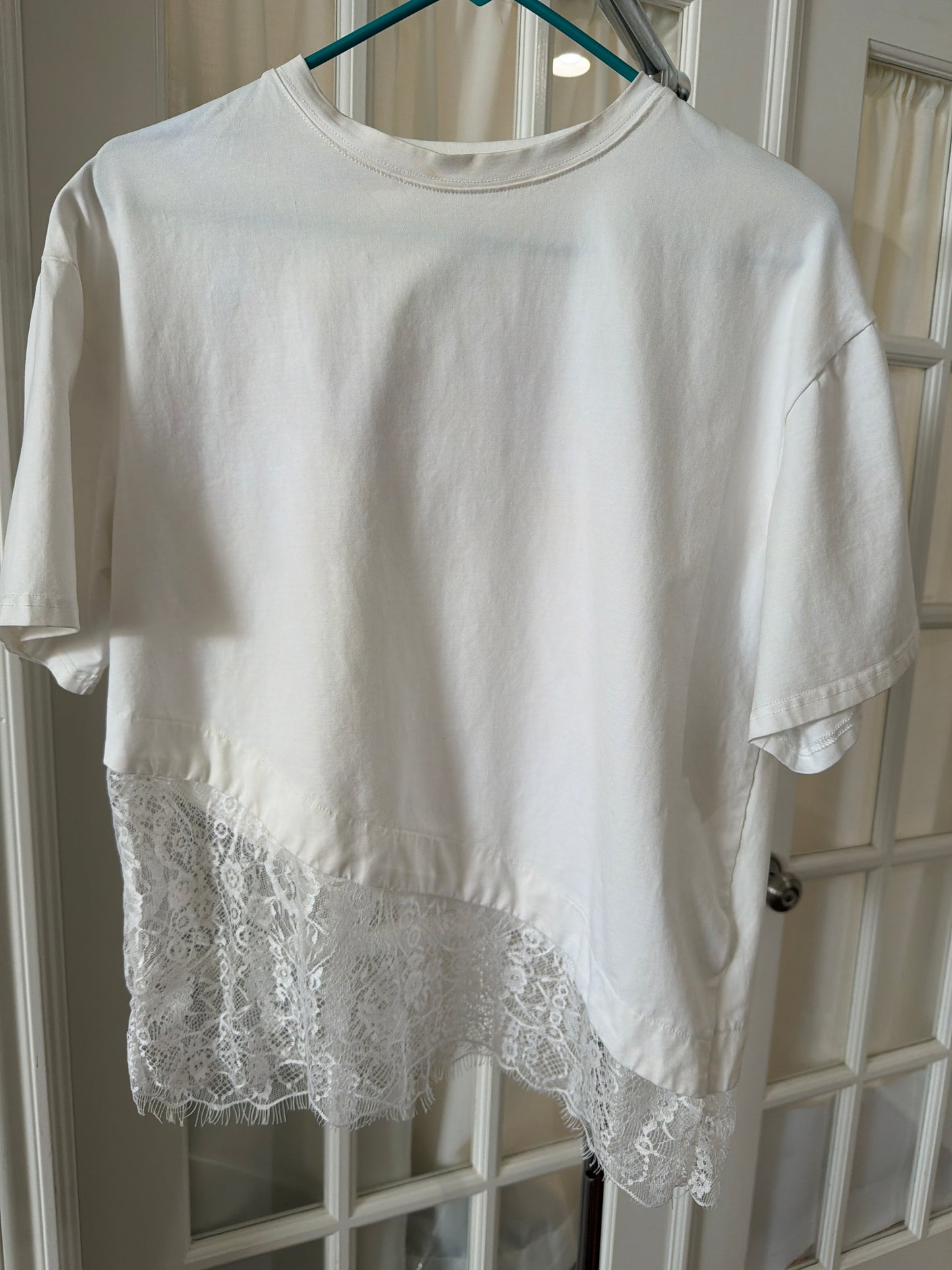 White asymmetrical top