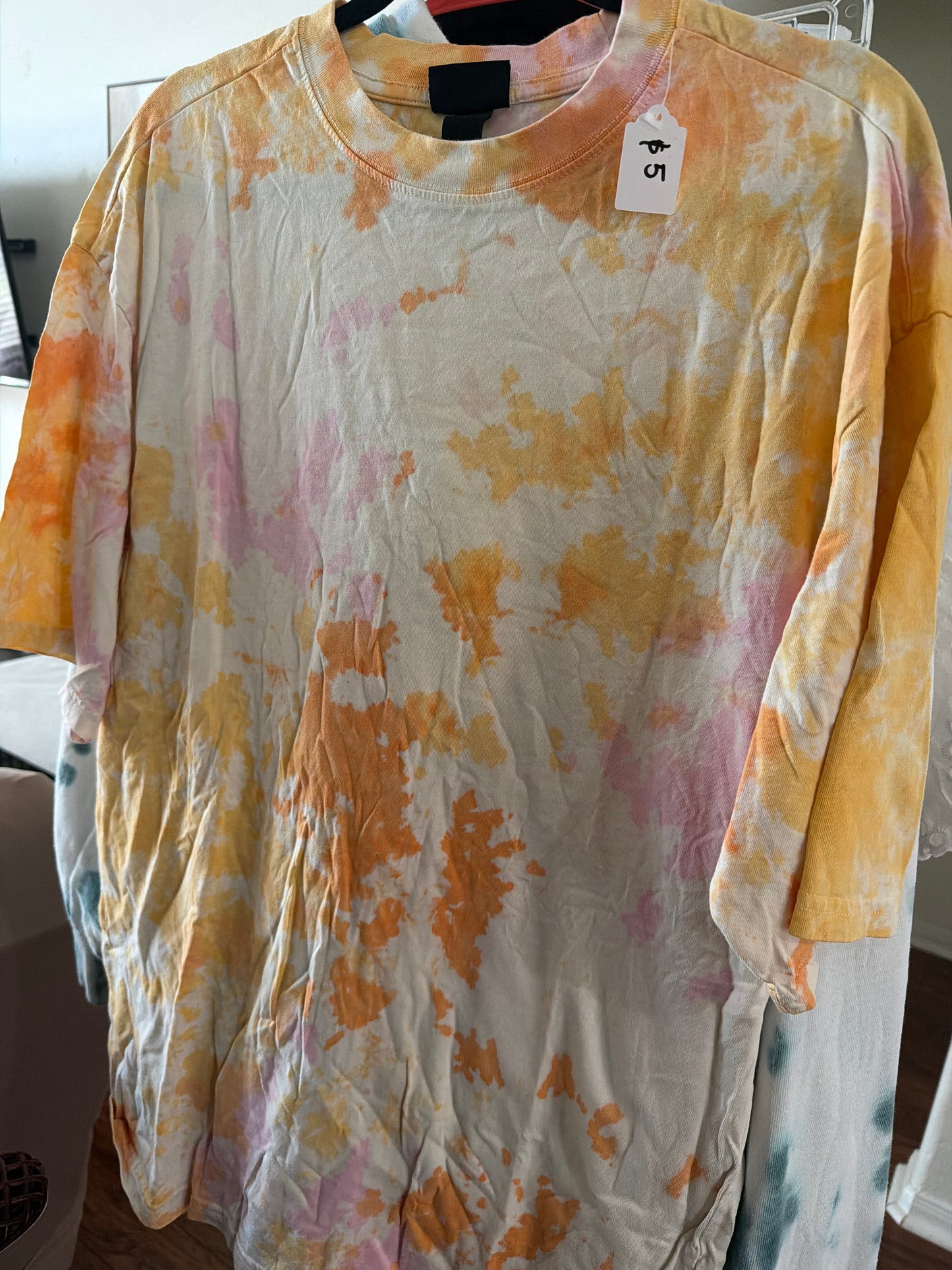 Tie dye H&M t-shirts