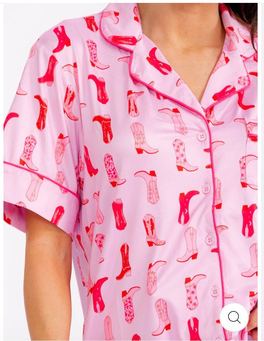 Cowgirl boots pink pijamas